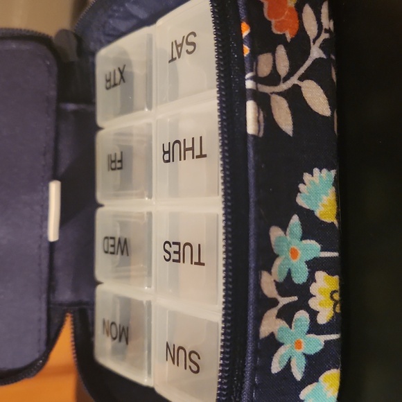 Vera Bradley Navy Floral Medication/pill Case - Picture 5 of 7